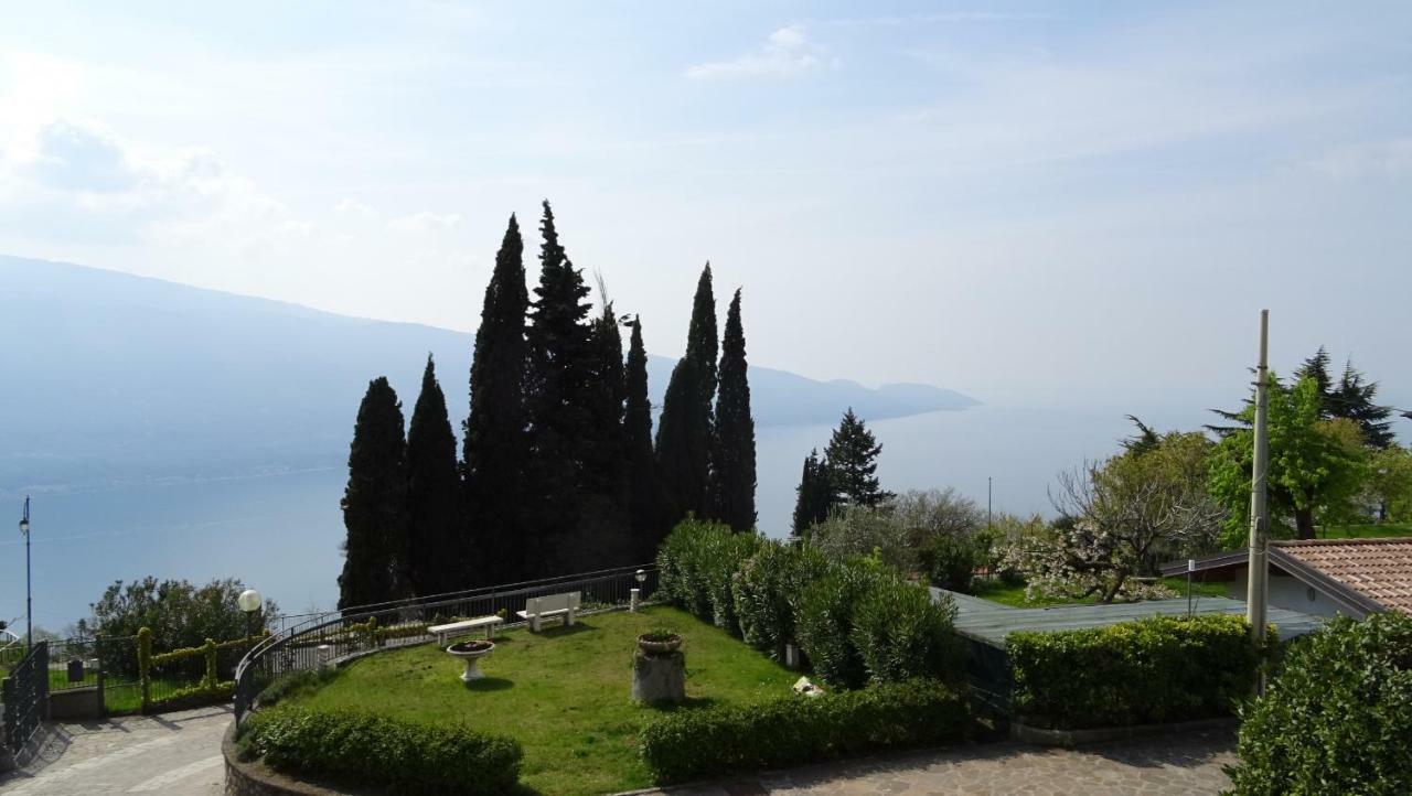 Appartamenti Benaco La Portella By Gardadomusmea Tignale Exterior foto
